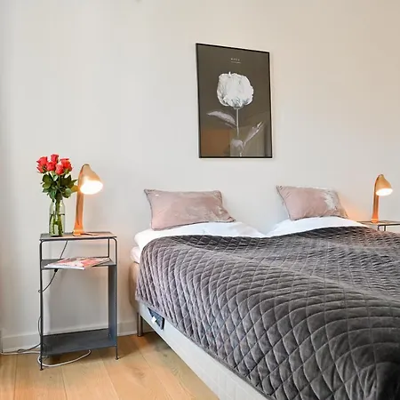 Apartment Sanders Arrow - Chic Three-bedroom In The Middle Of